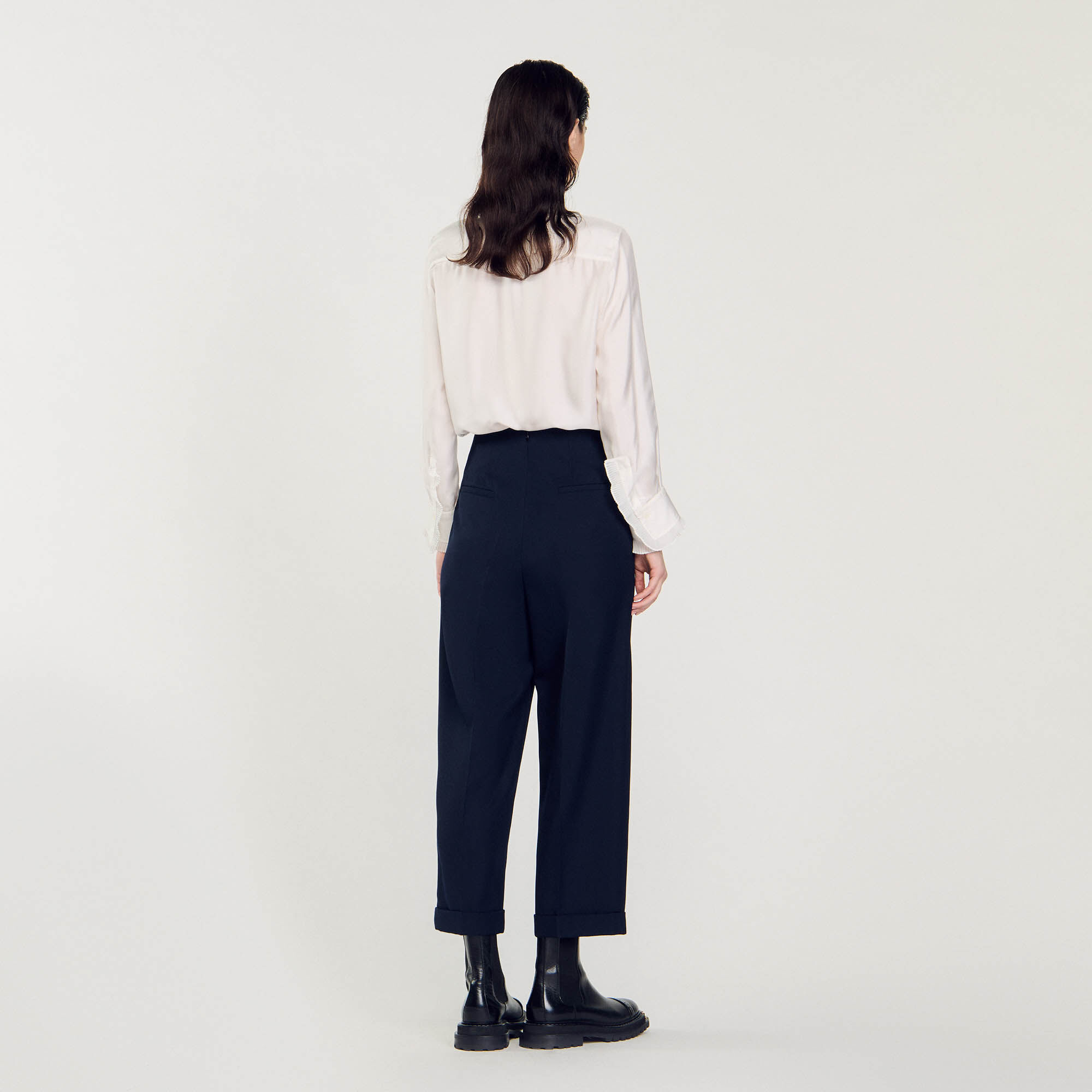 Pantalón de corte ancho