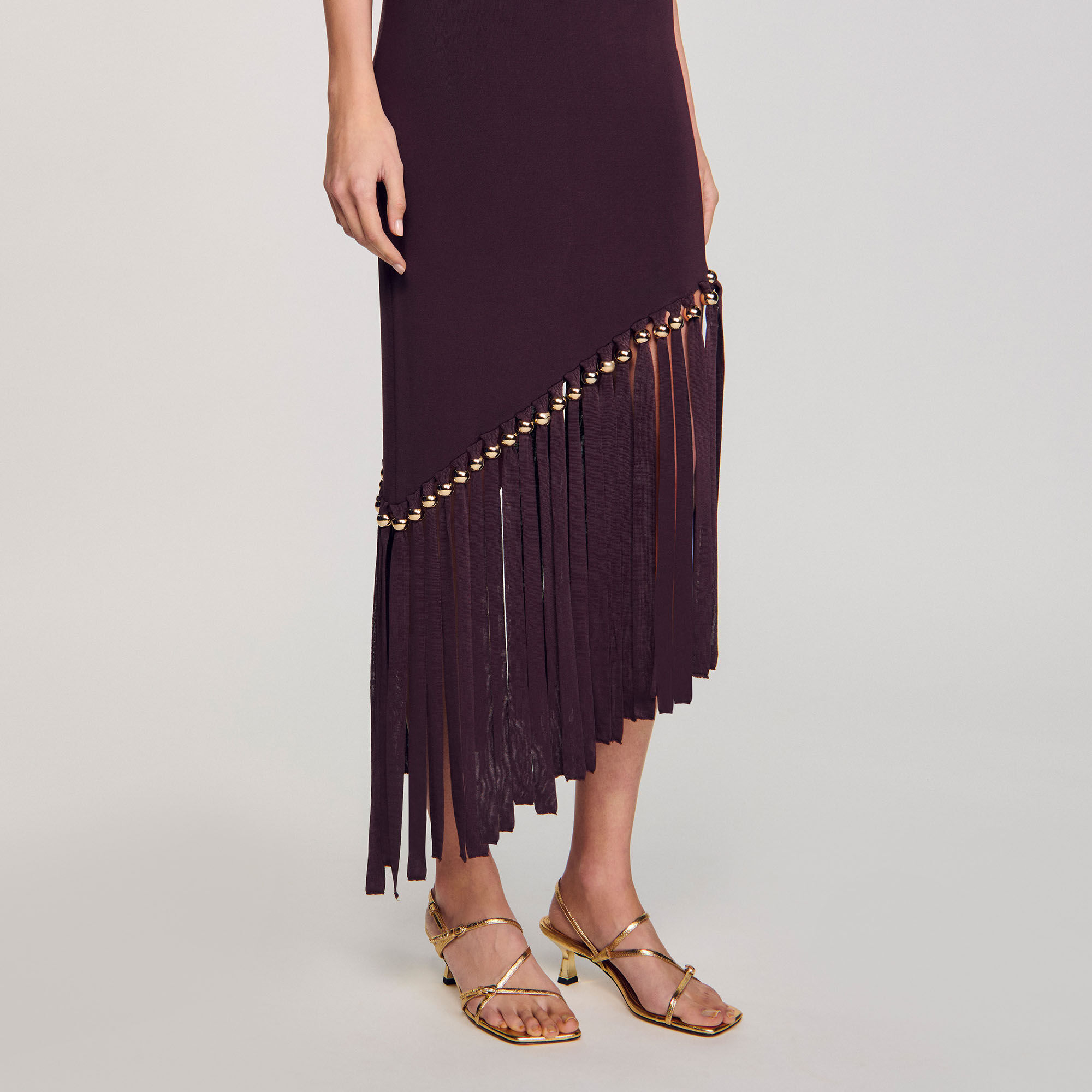 Maxivestido con flecos y cuentas