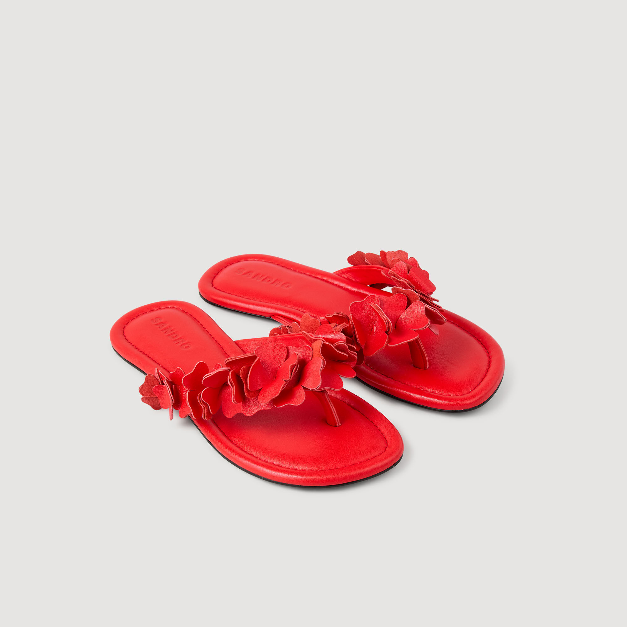 Sandalias de cuero con flores