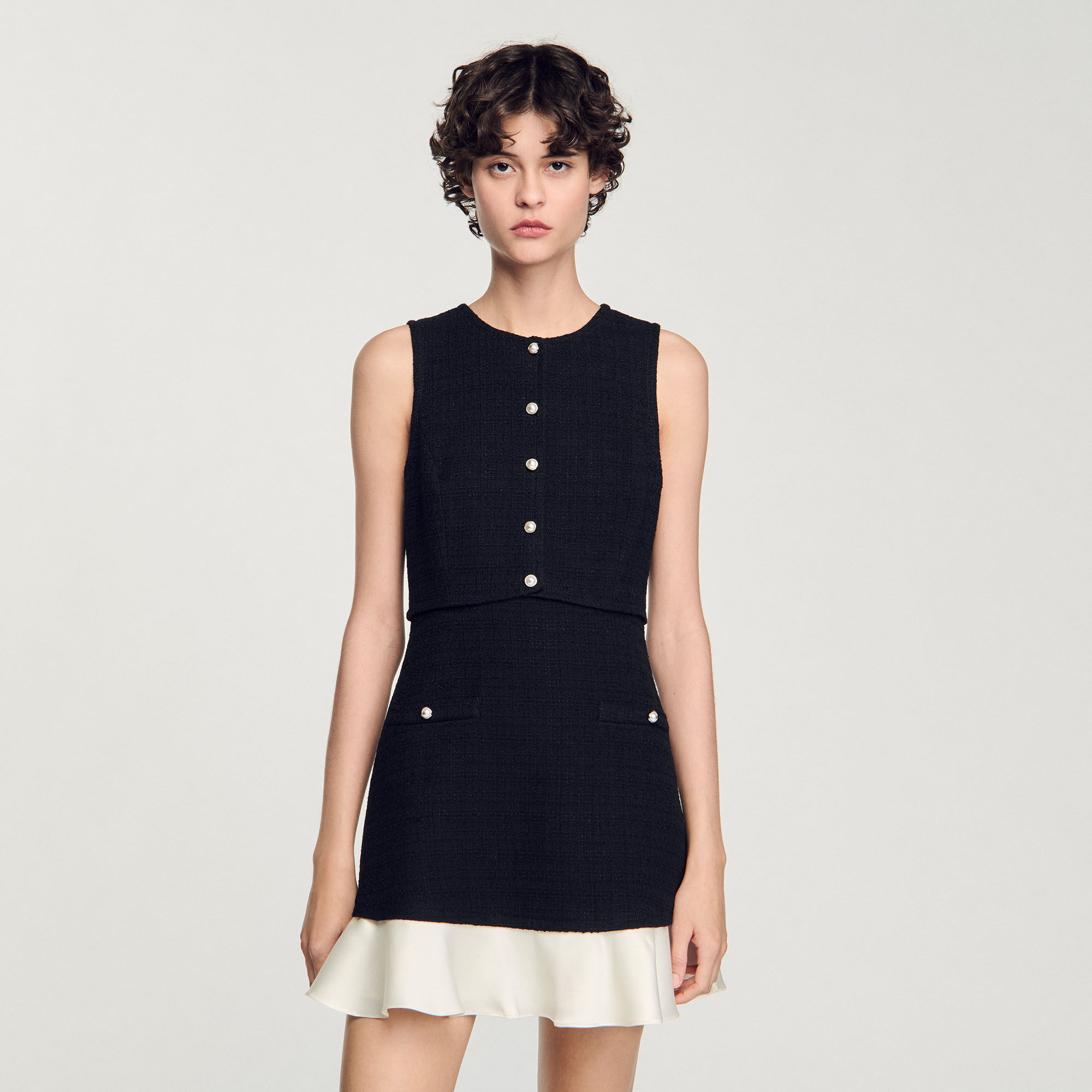 Vestido corto de tweed bicolor