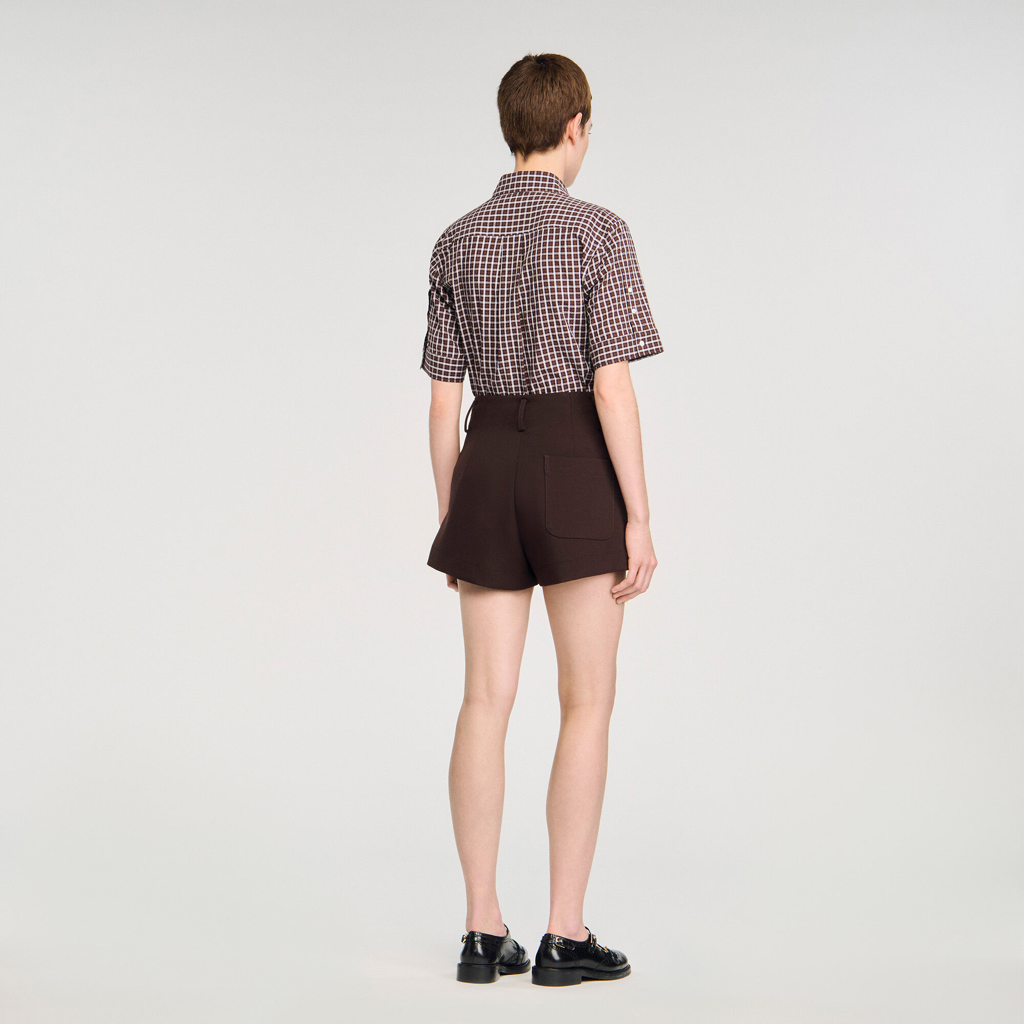 Pantalón corto carpenter con botones