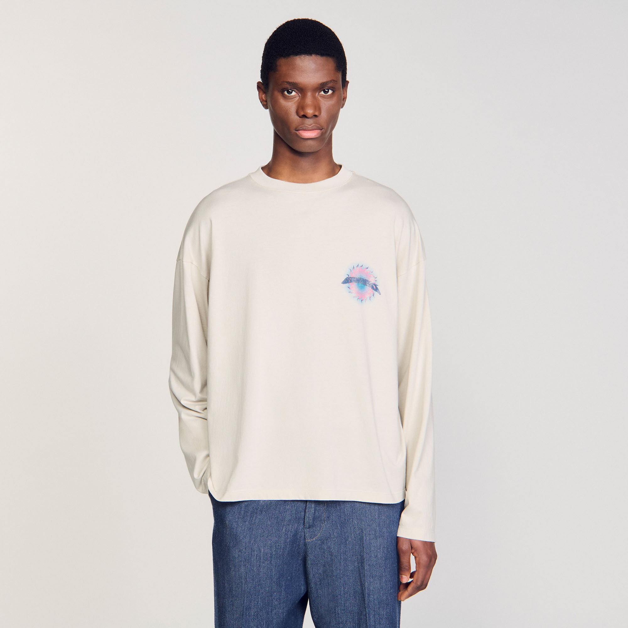 Camiseta con estampado de sol