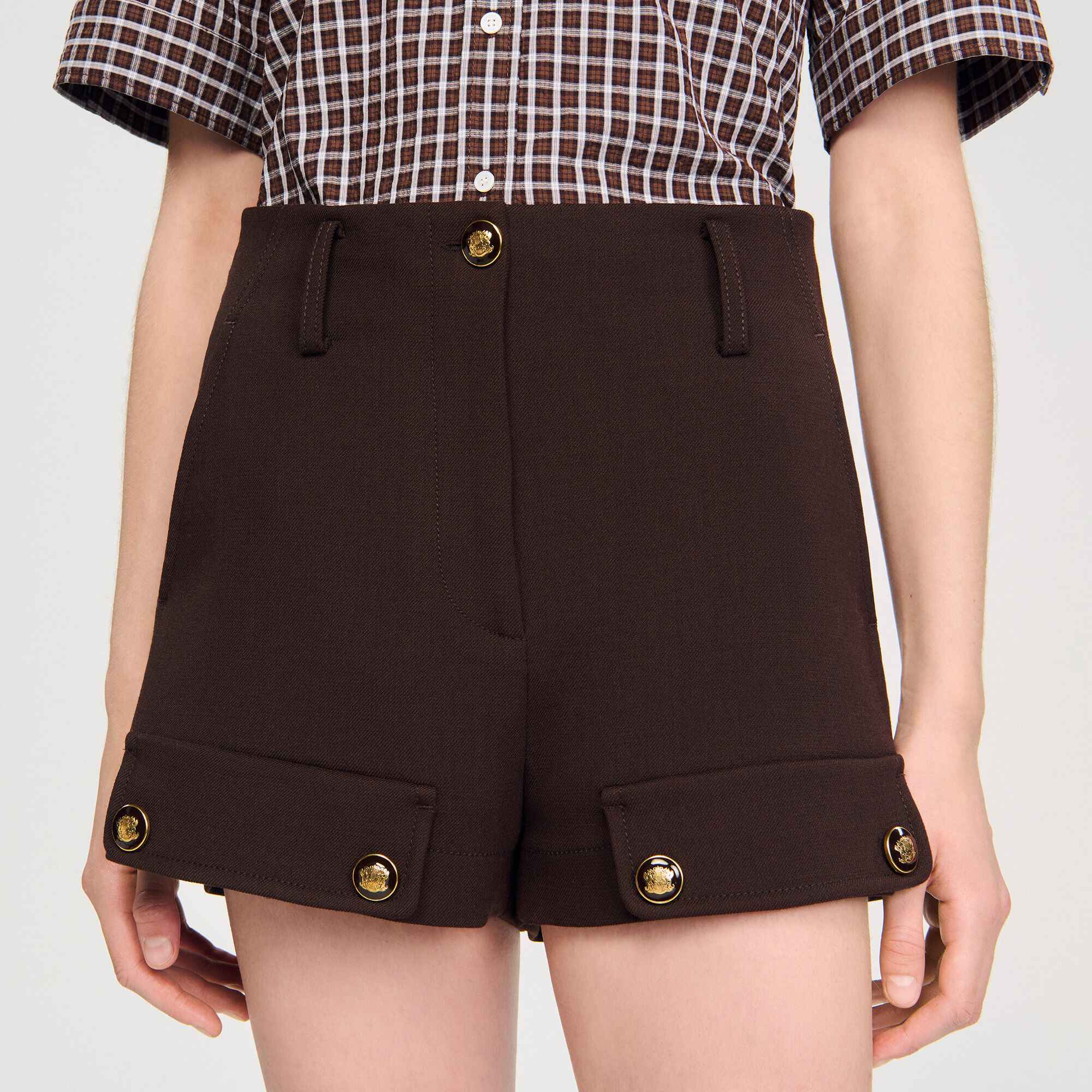 Pantalón corto carpenter con botones