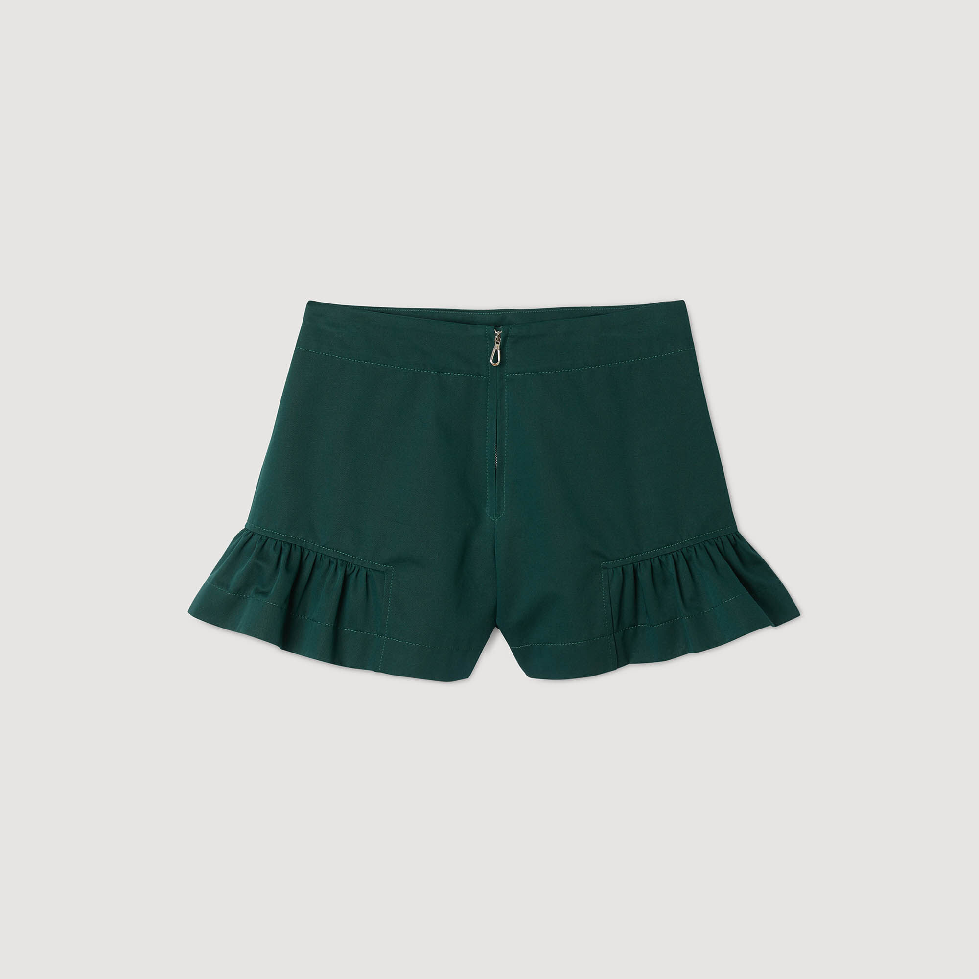 Pantalón corto con volantes