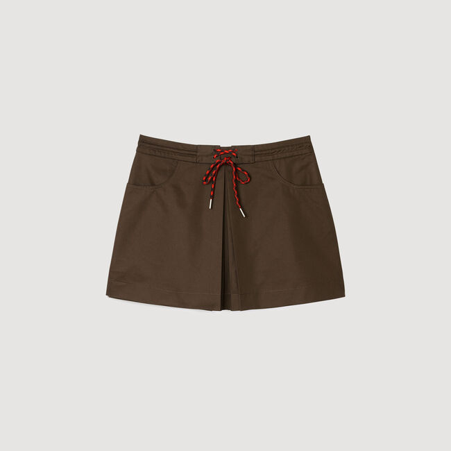 Falda pantalón con pliegue
