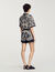 Pantalón corto con estampado floral