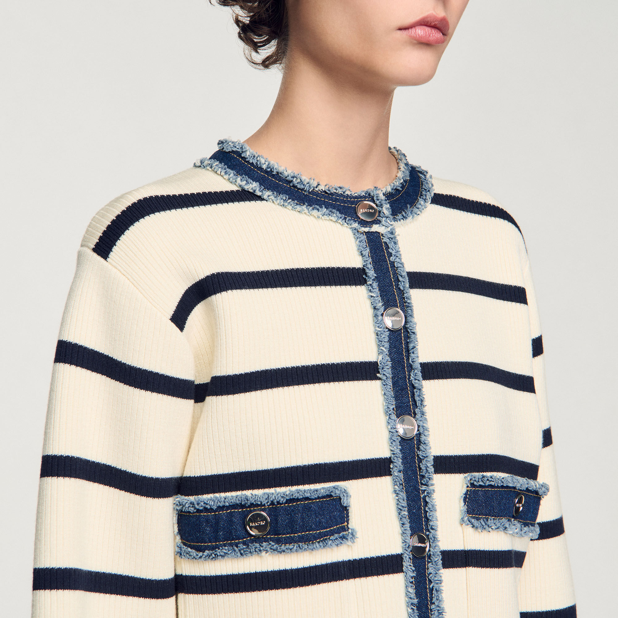 Cárdigan a rayas con detalles denim