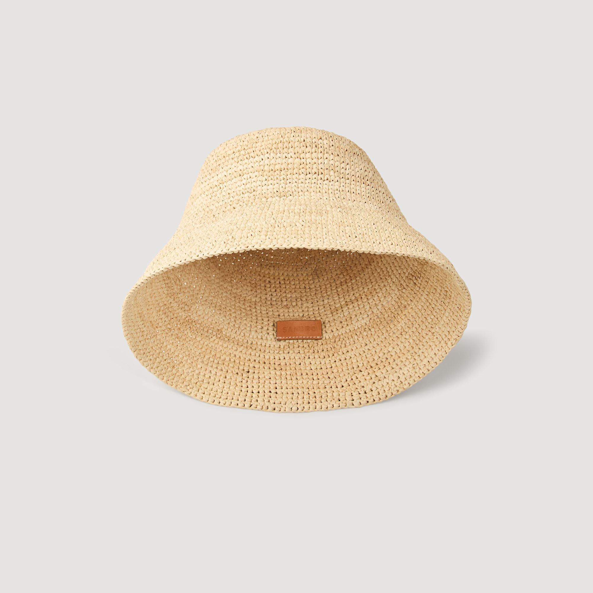 Gorro de pescador de rafia