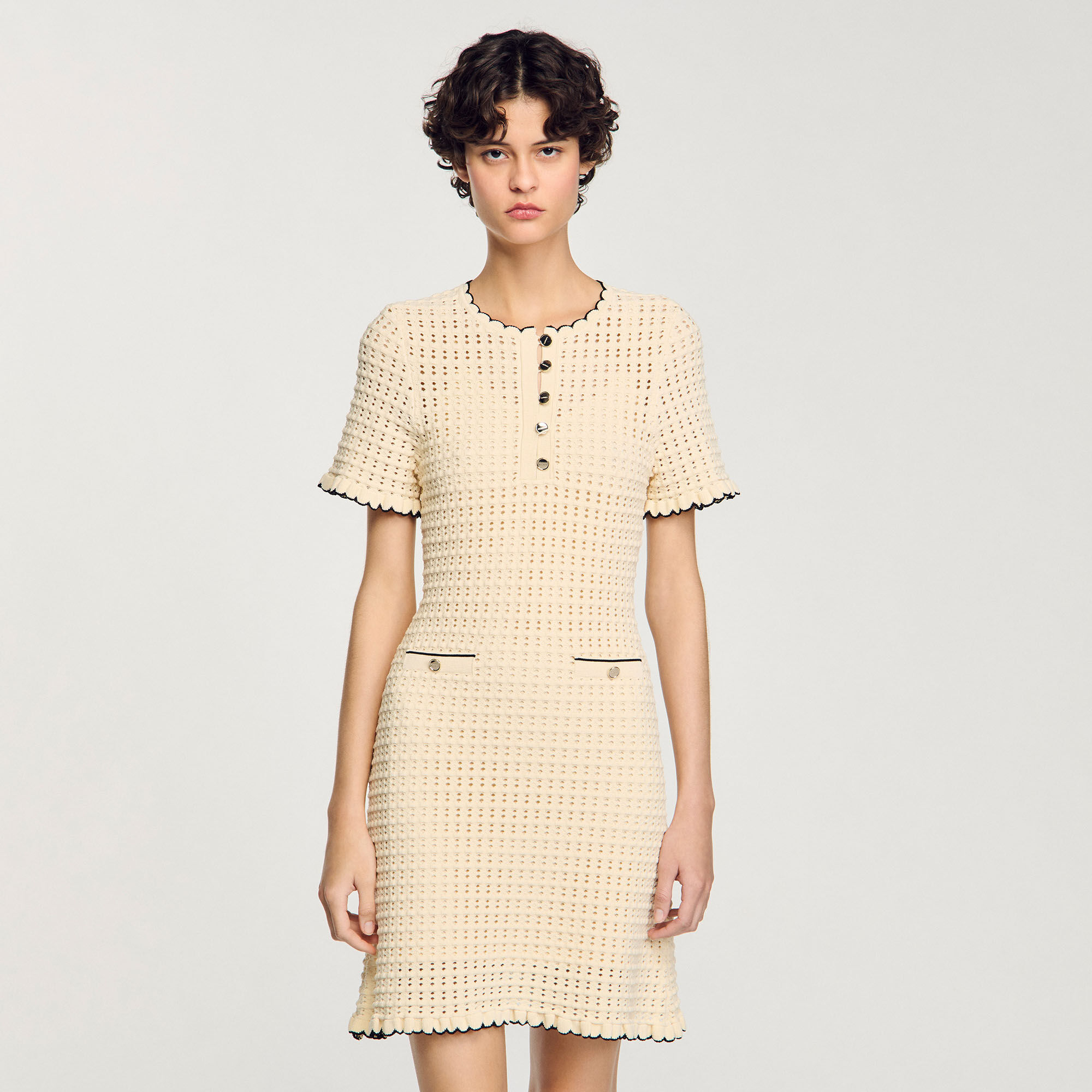 Vestido corto de punto
