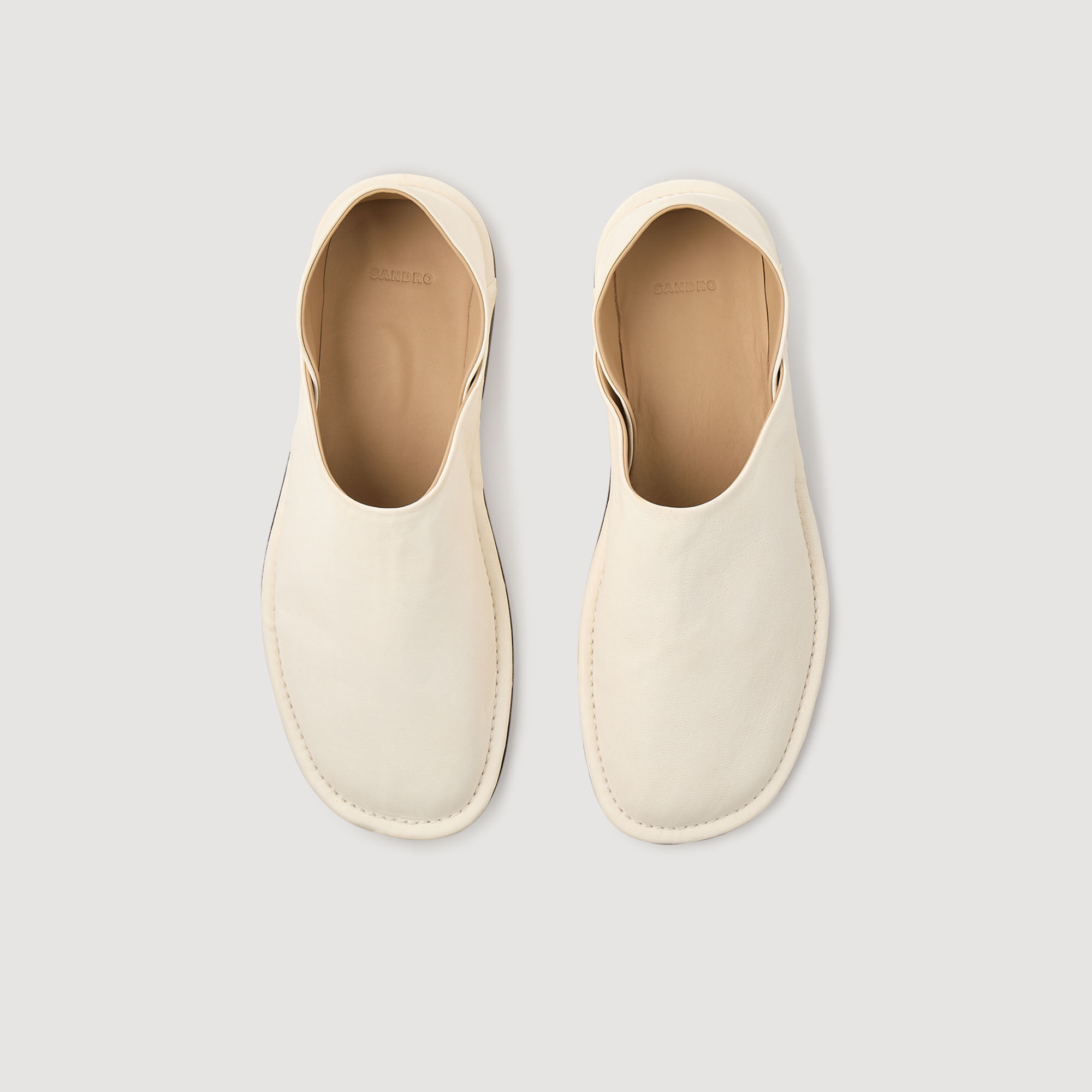 Slippers de cuero granulado